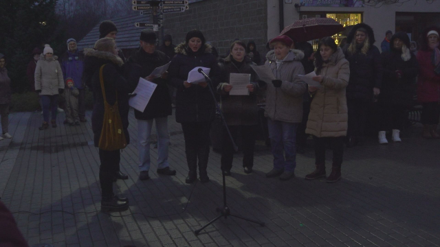 V Brezovej zapálili štvrtú adventnú sviecu